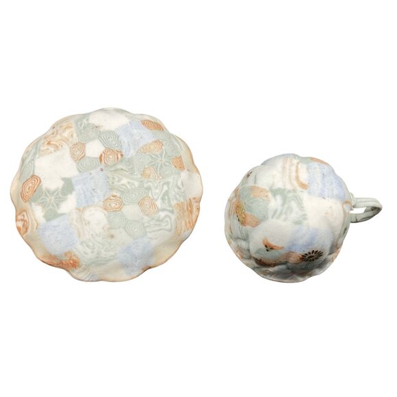 Vintage 1950s Japan Gray Gold Daisy Tea Cup & Saucer Set Demitasse 2"H X 4"D - Picture 6 of 6